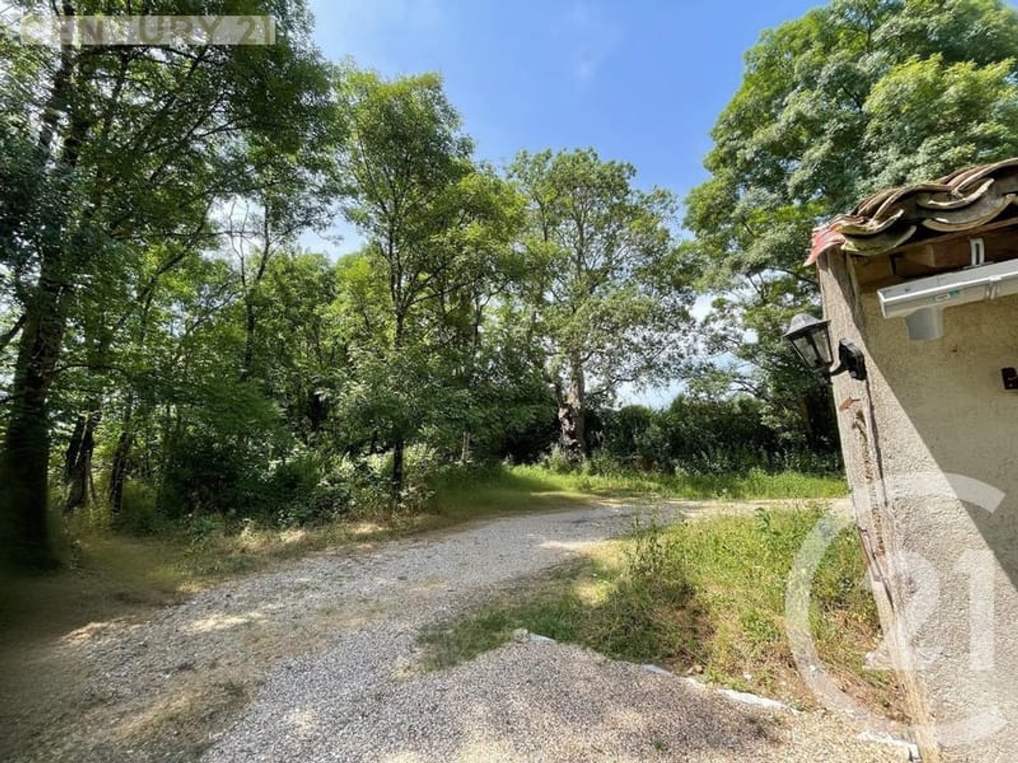 Maison à vendre - 3 pièces - 327m2 - Montpon-Ménestérol (24700)