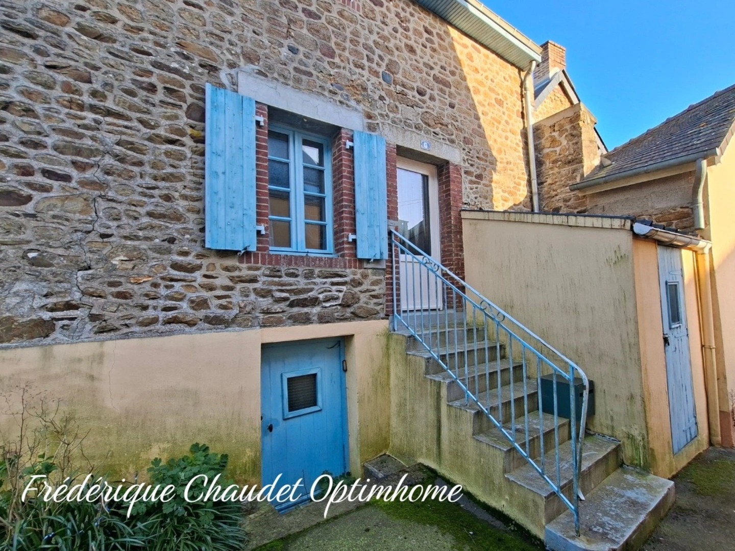 Maison à vendre - 4 pièces - 55m2 - Ernée (53500)