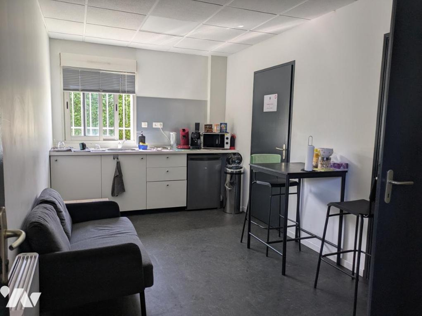 Locaux à vendre - 2800m2 - Sainte-Maure-De-T... (37800)