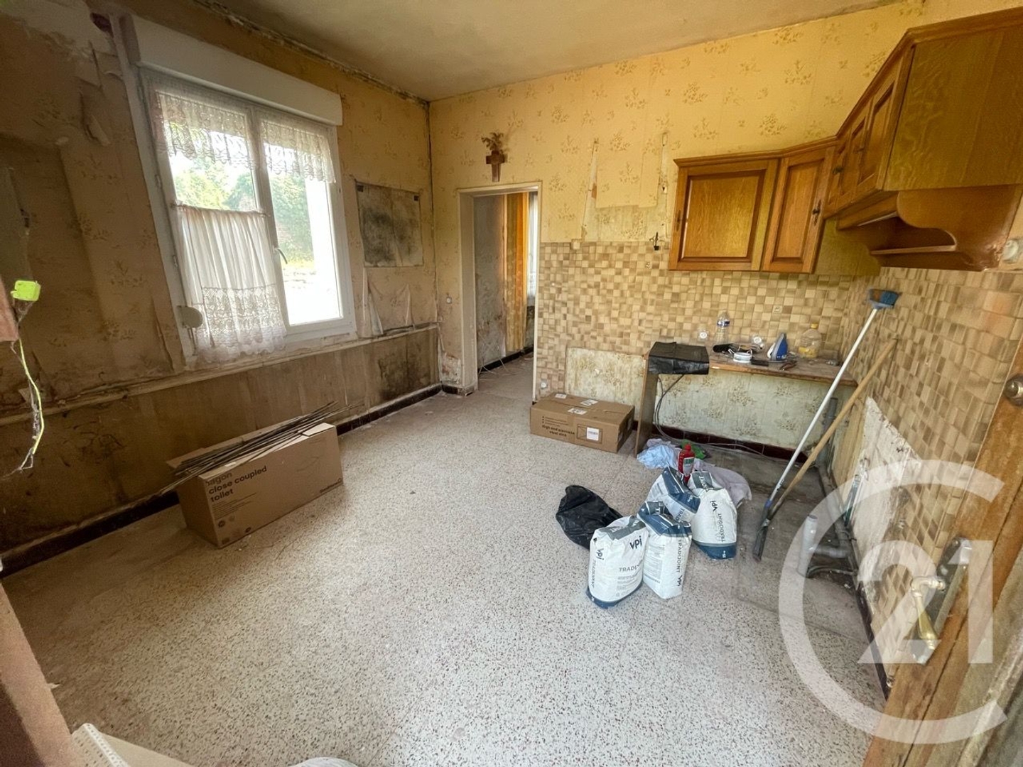 Maison à vendre - 3 pièces - 85m2 - Fresnoy-Le-Grand (02230)