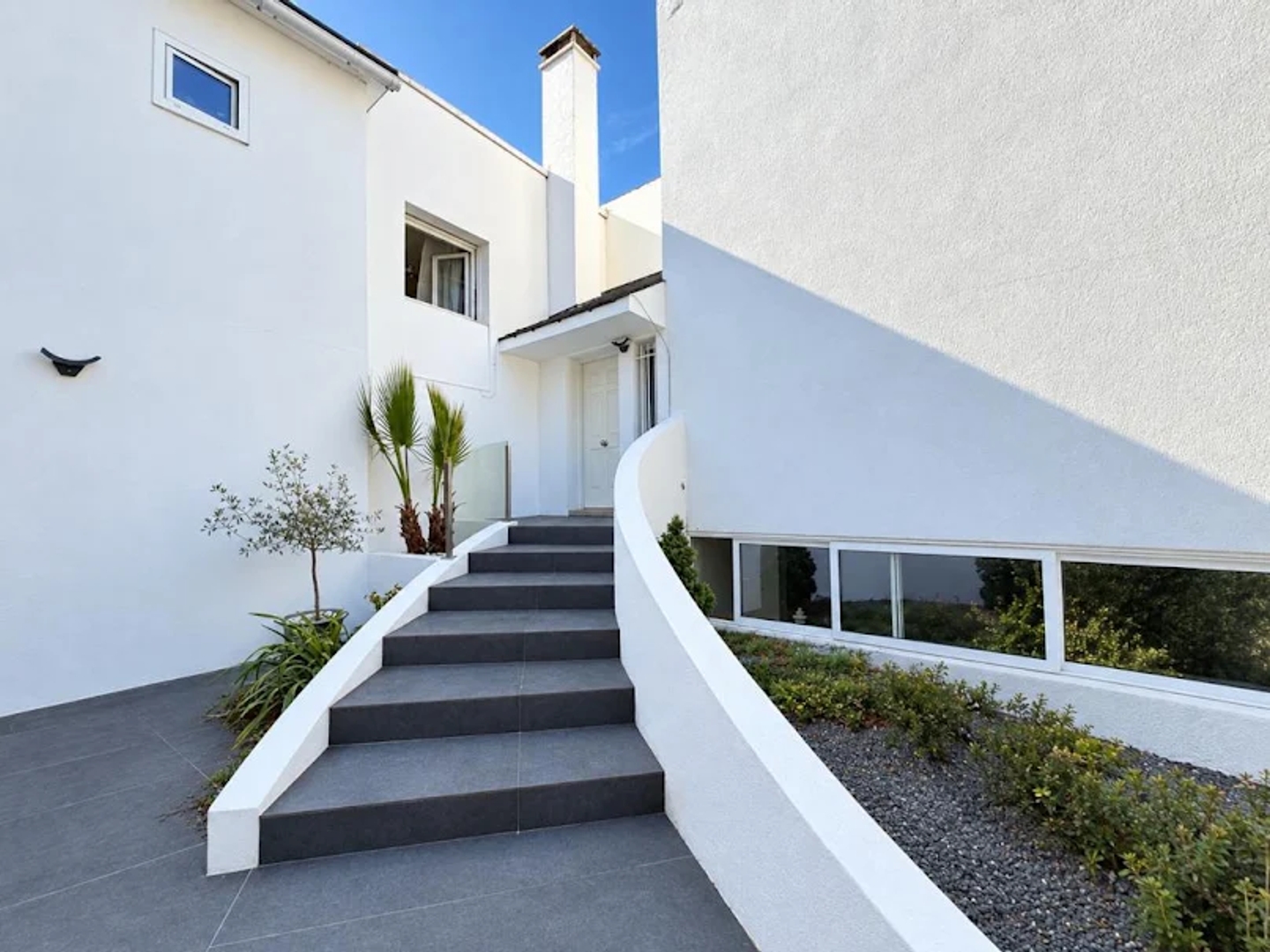 Maison 9 pièces 252 m²