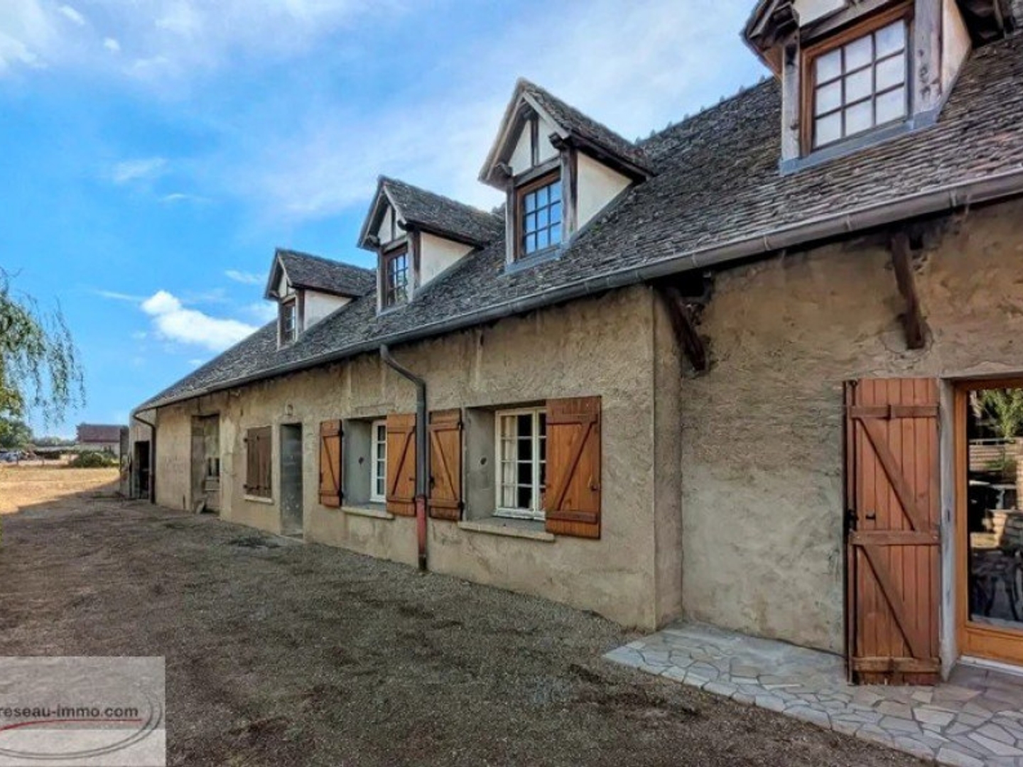 Ensemble immobilier 11 pièces 285 m²