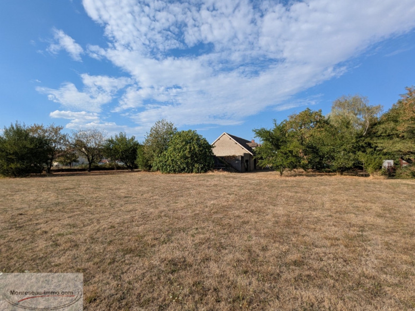 Immeuble à vendre - 11 pièces - 285m2 - Sevrey (71100)