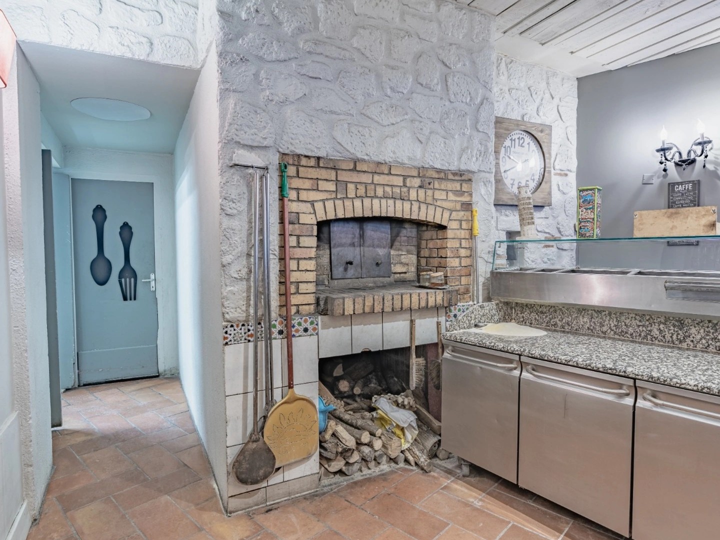 Fonds de commerce 10 pièces