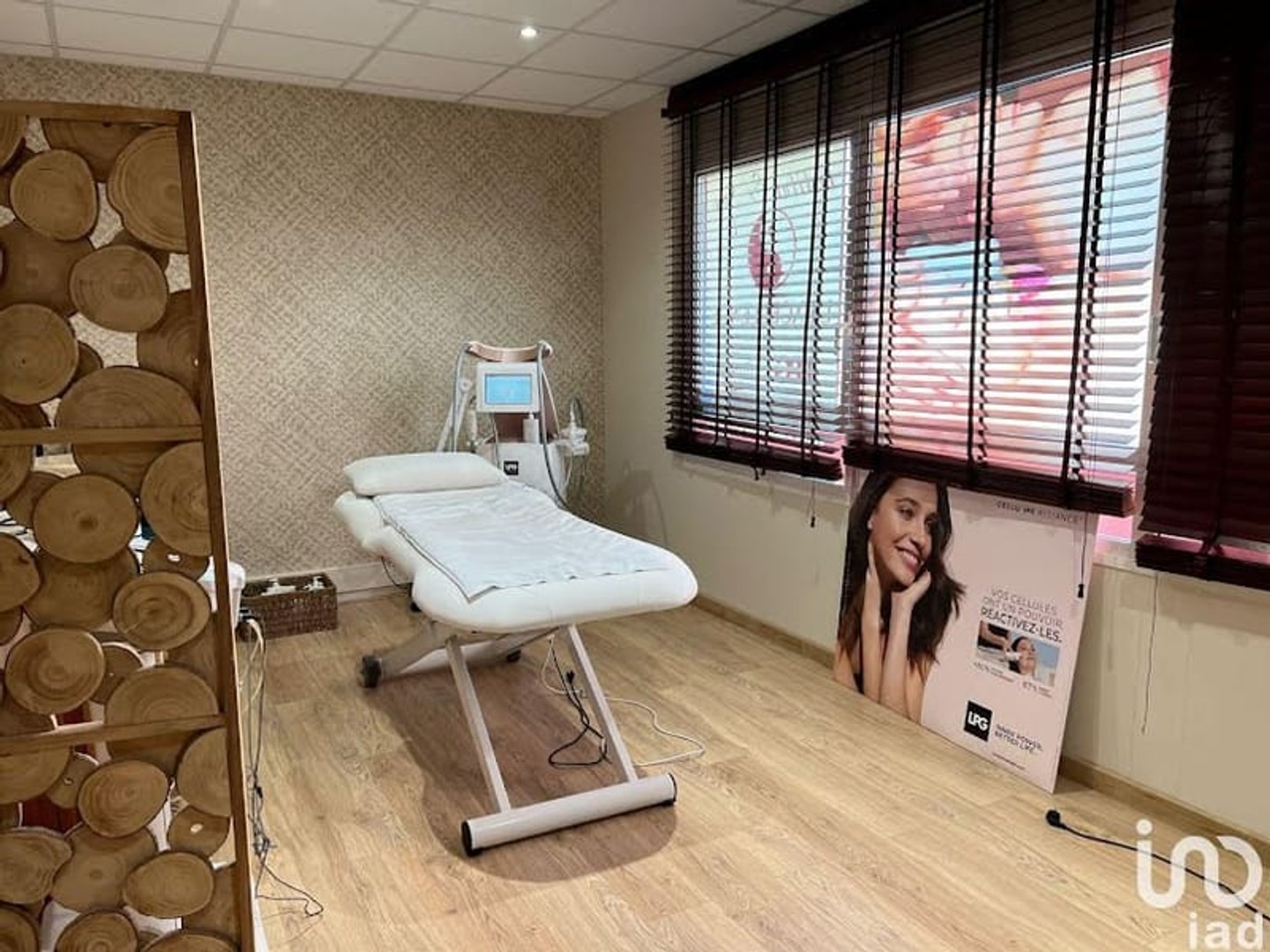 Magasin à vendre - 70m2 - Fréjus (83600)