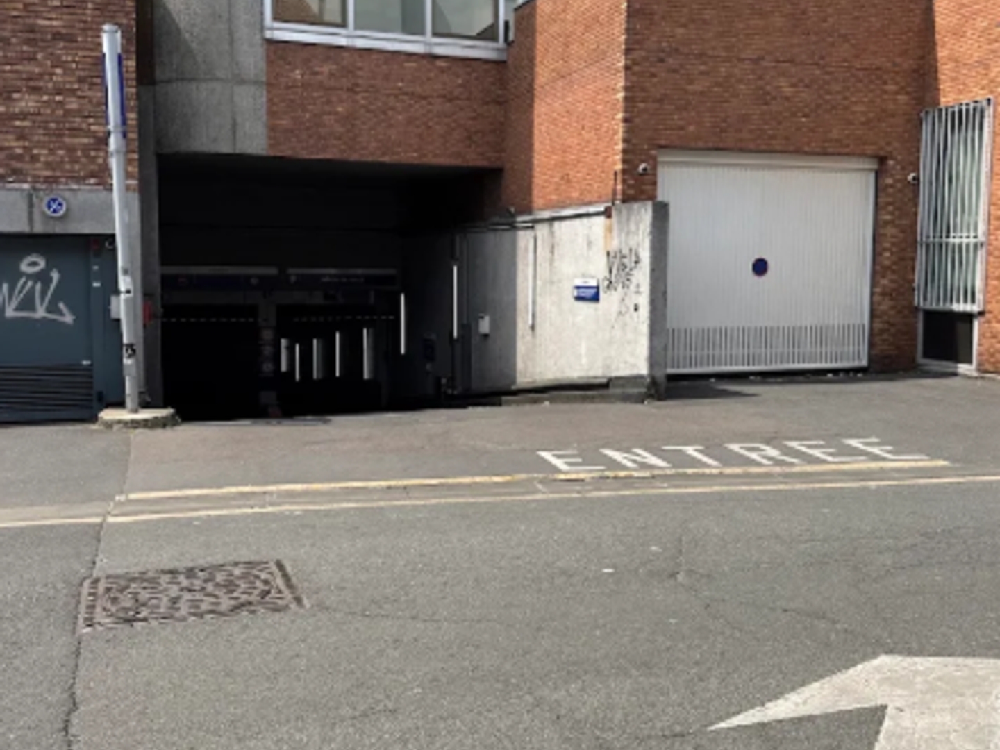 Parking 13 m²