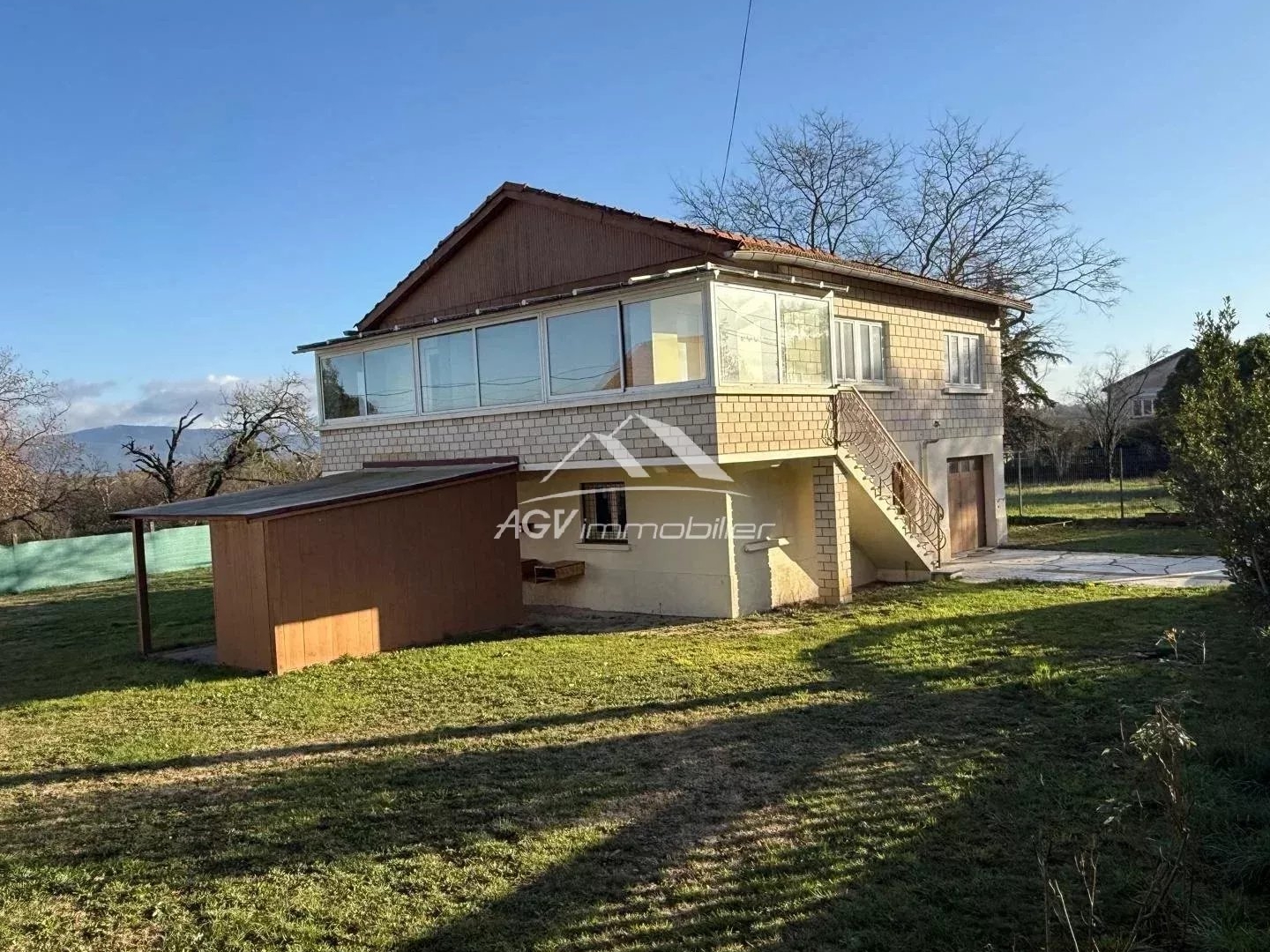 Proche Servas , au calme , sans vis à vis maison sur 1000 m² de