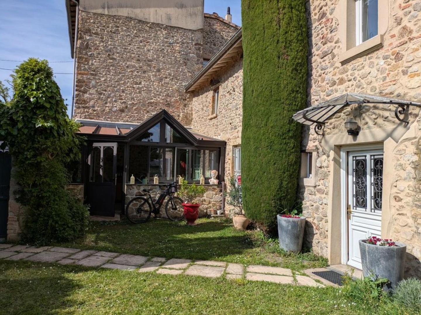 Maison 8 pièces 280 m²