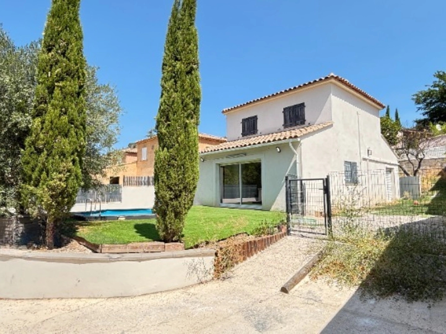 Maison à vendre - 4 pièces - 114m2 - Auriol (13390)