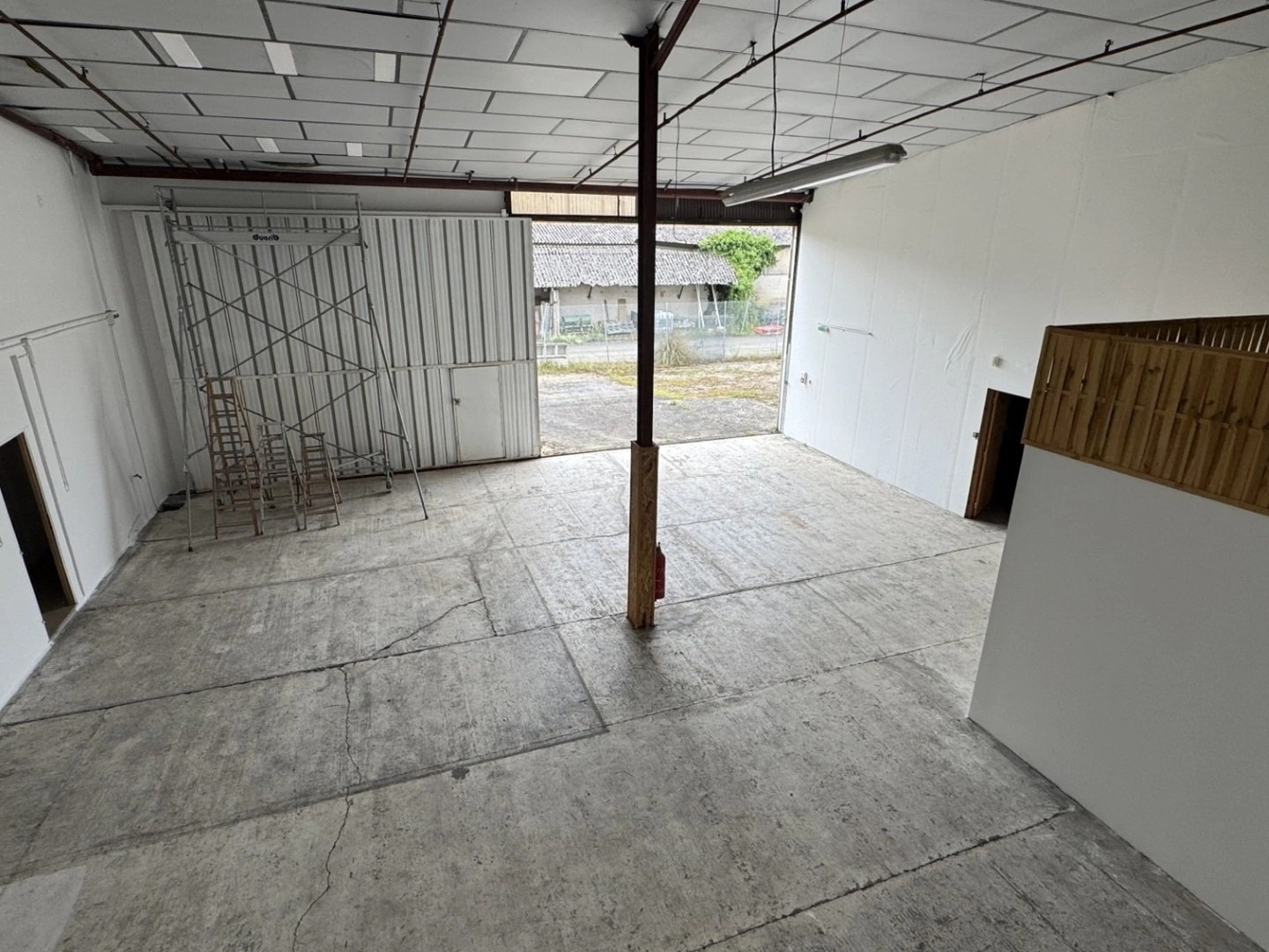 Commerce 5 pièces 414 m²