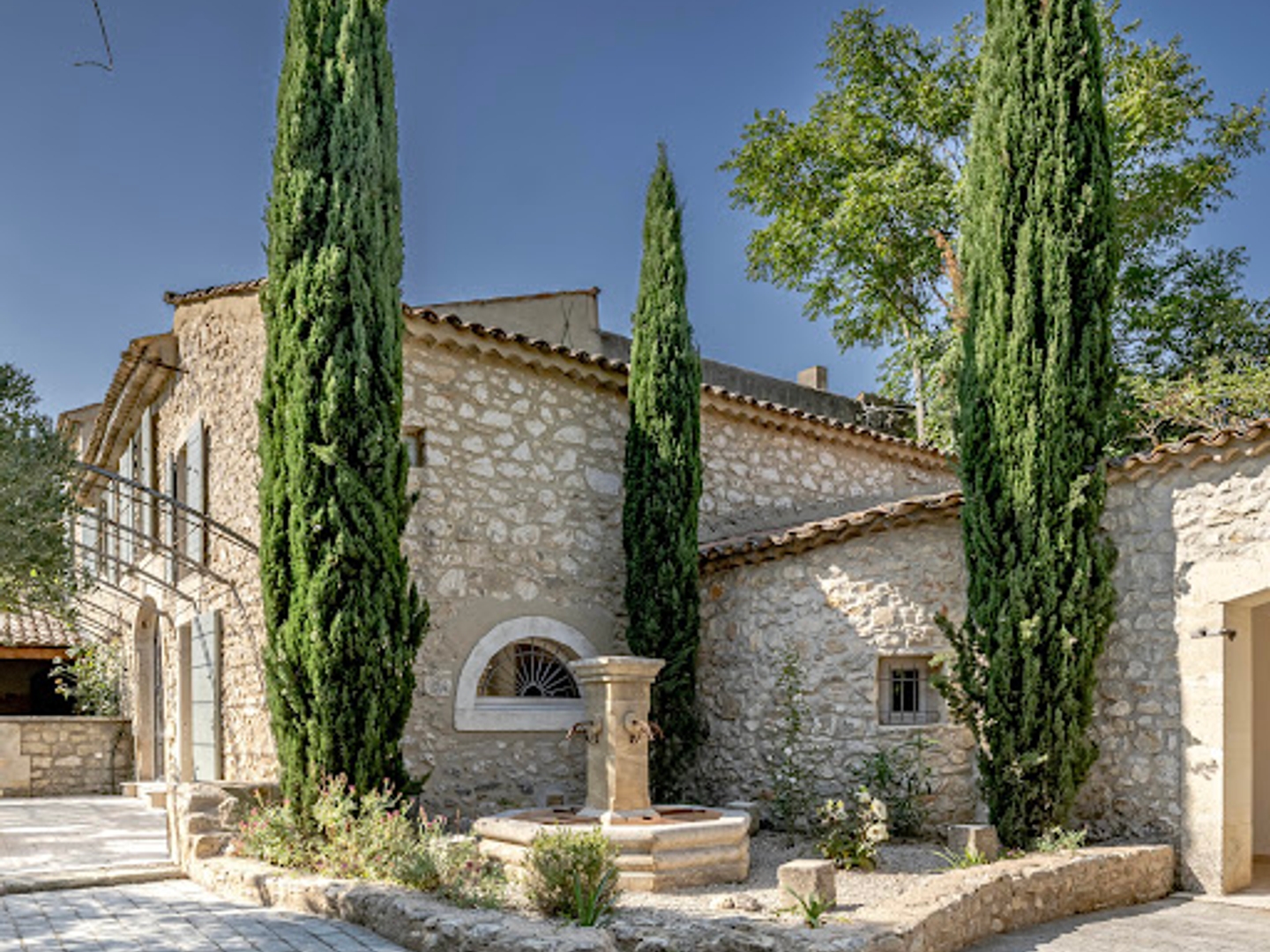 Mas provençal 8 pièces 310 m²