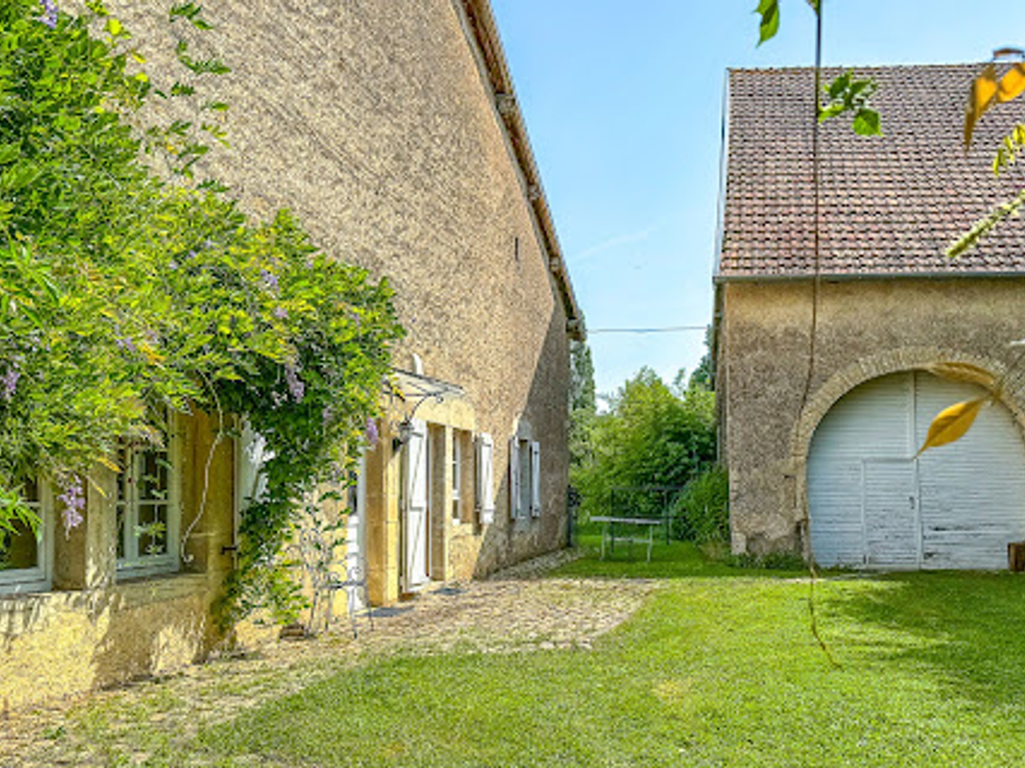 Maison à vendre - 9 pièces - 280m2 - Vesoul (70000)