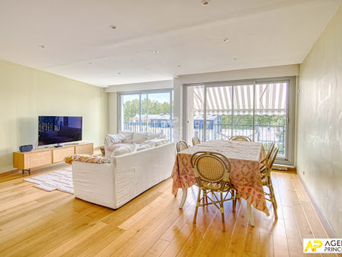 Appartement à vendre - 4 pièces - 110m2 - Versailles (78000)