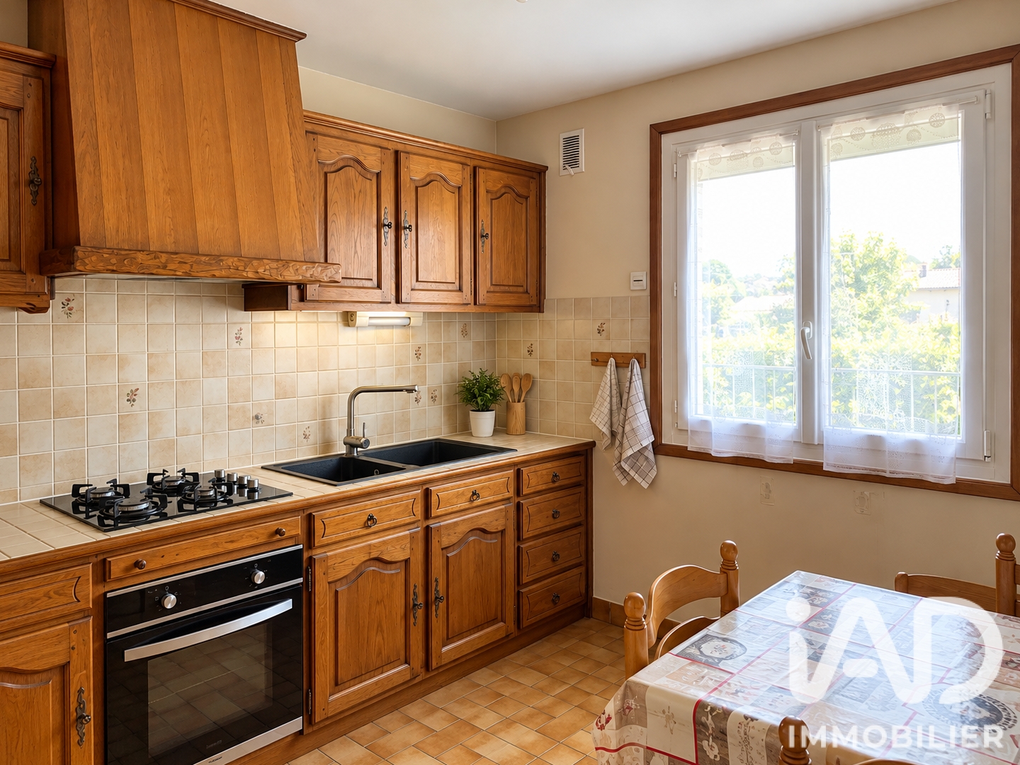 Maison à vendre - 3 pièces - 76m2 - Sainte-Maure-De-T... (37800)