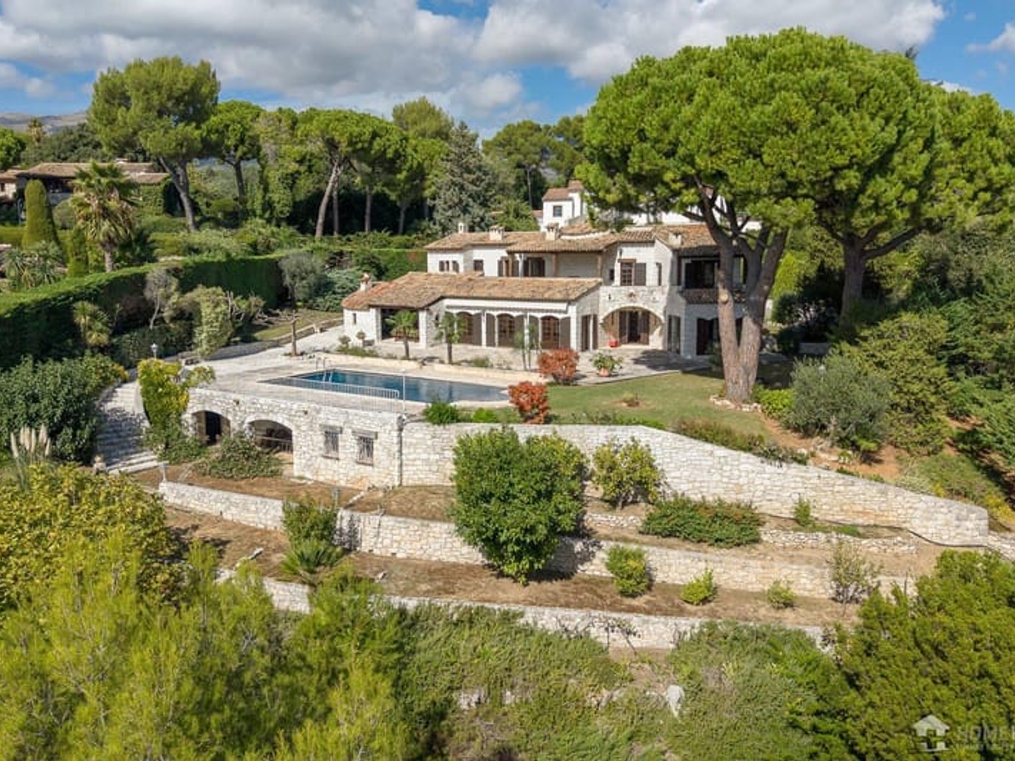Maison à vendre - 256m2 - Saint-Paul-De-Vence (06570)