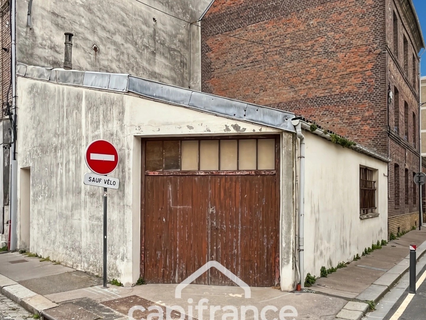 Immeuble 1 pièce 83 m²