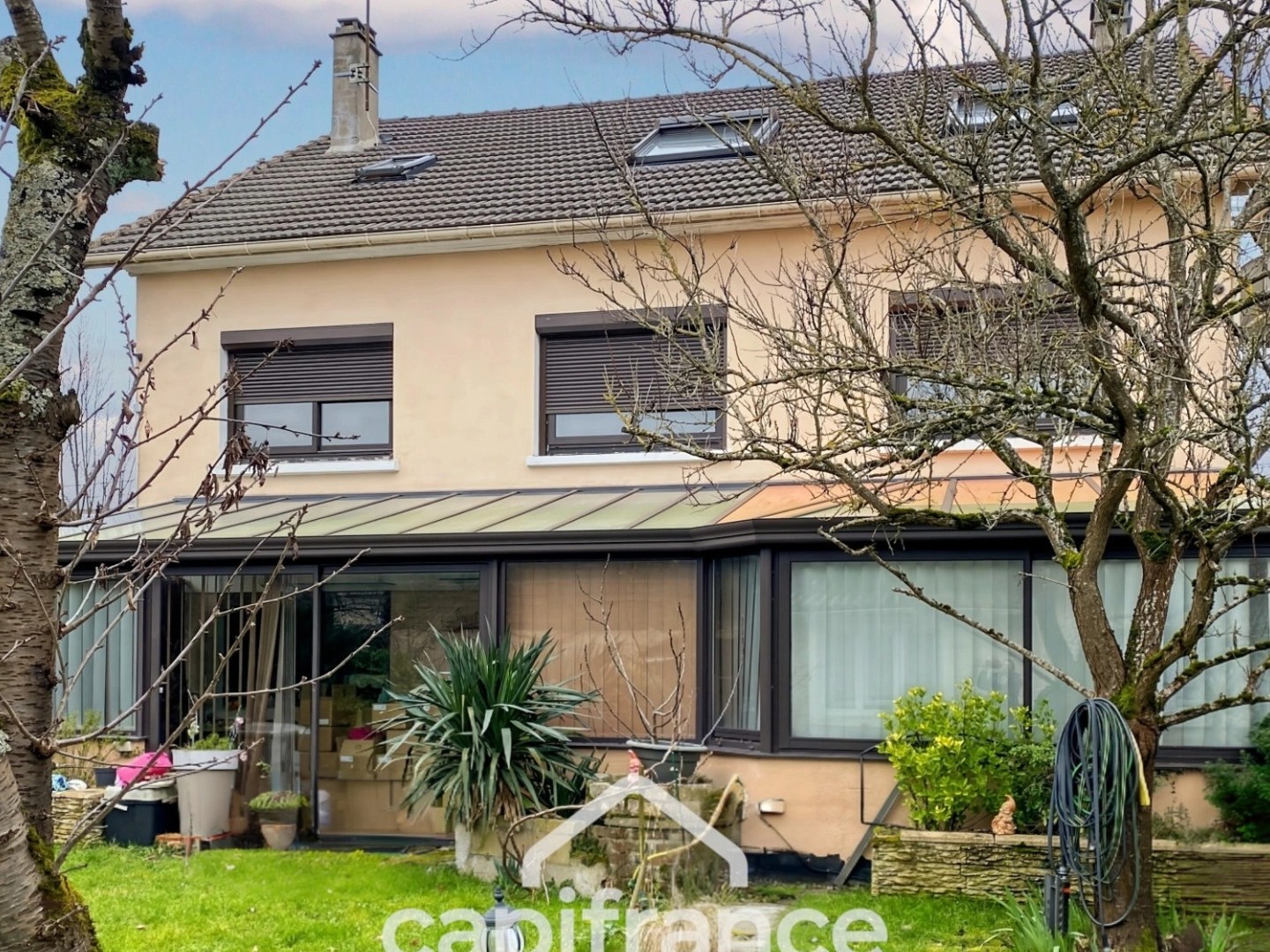 Maison 8 pièces 223 m²