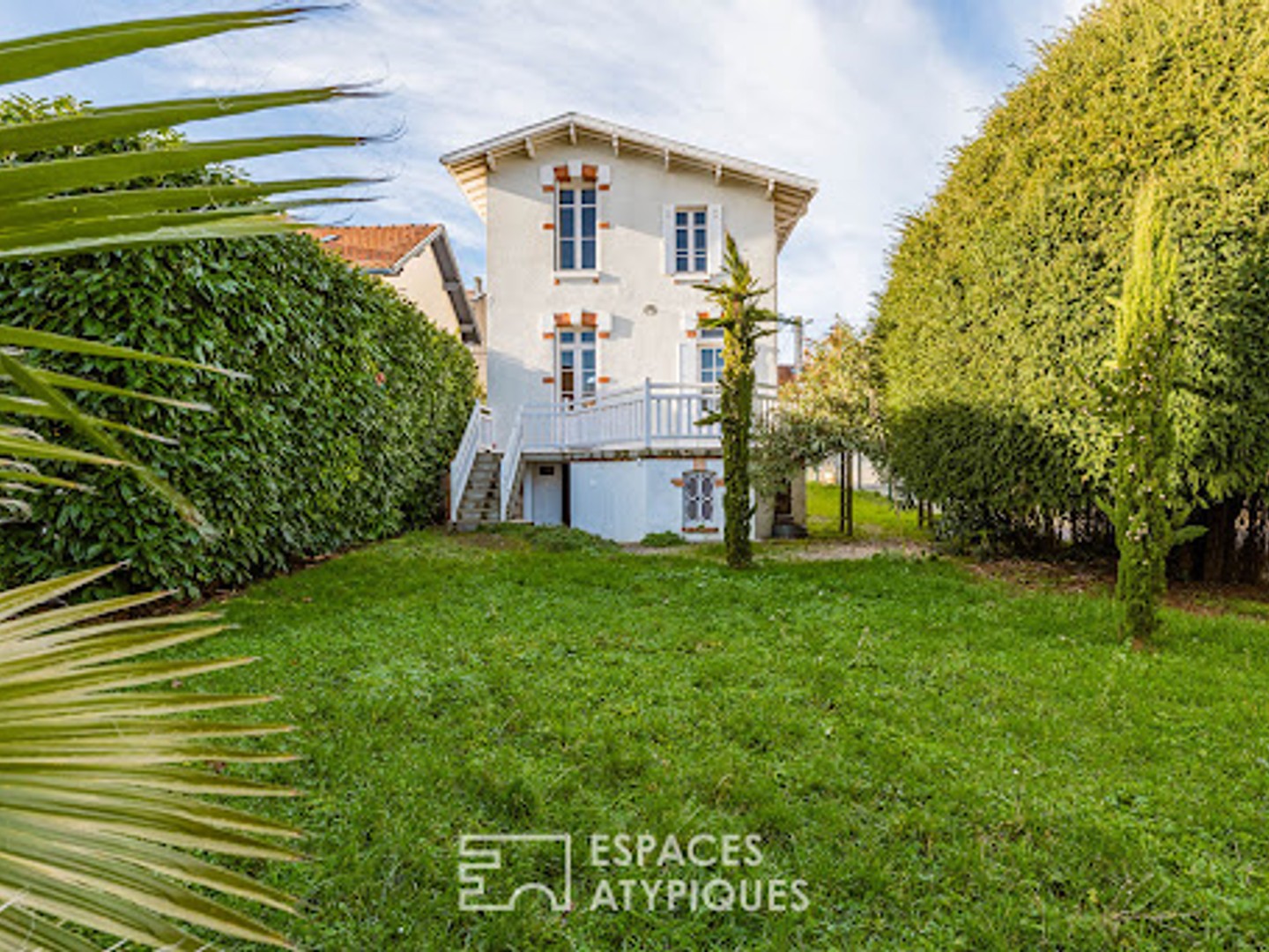 Maison à vendre - 5 pièces - 75m2 - Saint-Georges-De-... (17110)