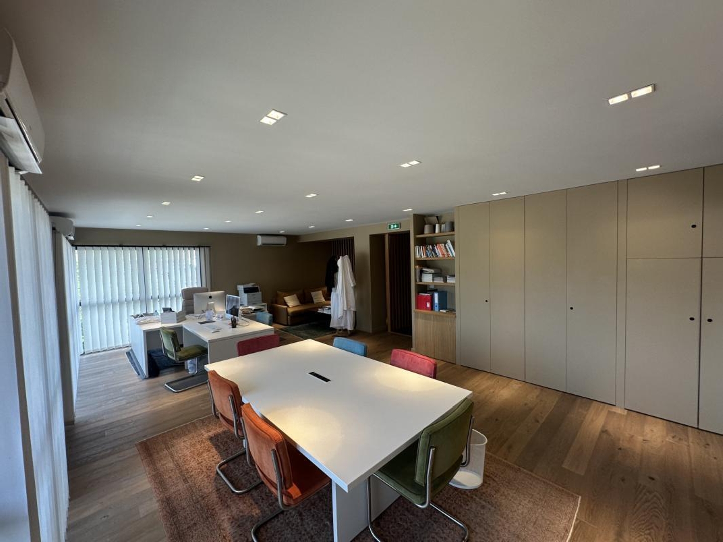 Bureaux 92 m2 à Puget sur Argens
