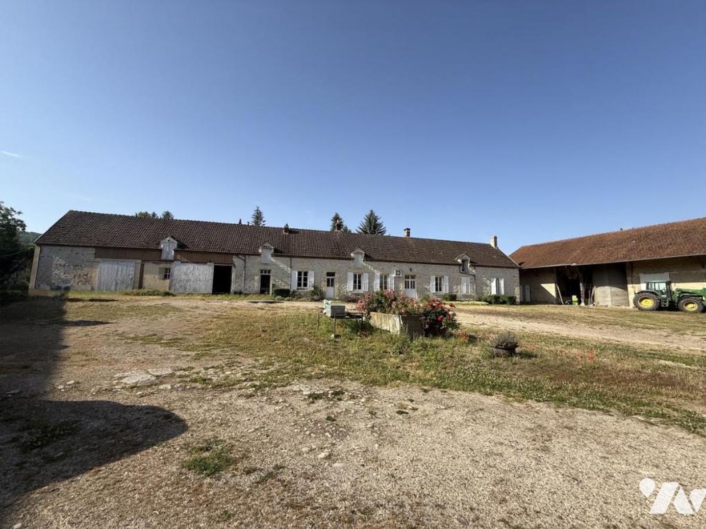 Maison à vendre - 9 pièces - 264m2 - Concevreux (02160)
