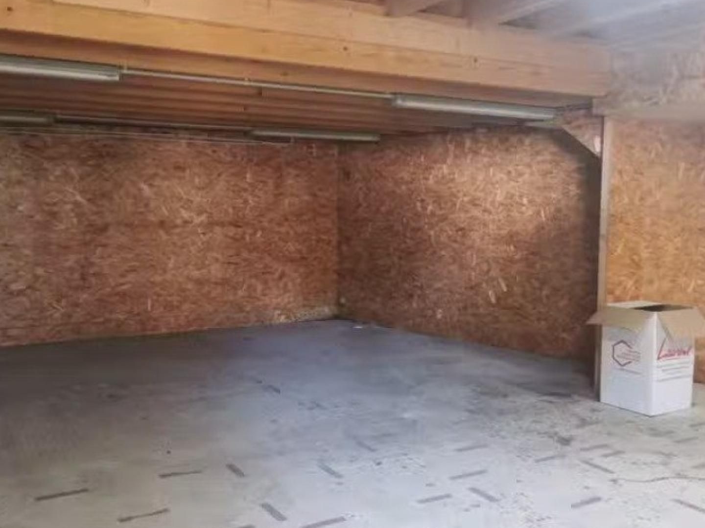 Bureaux à vendre - 11 pièces - 925m2 - Cogolin (83310)