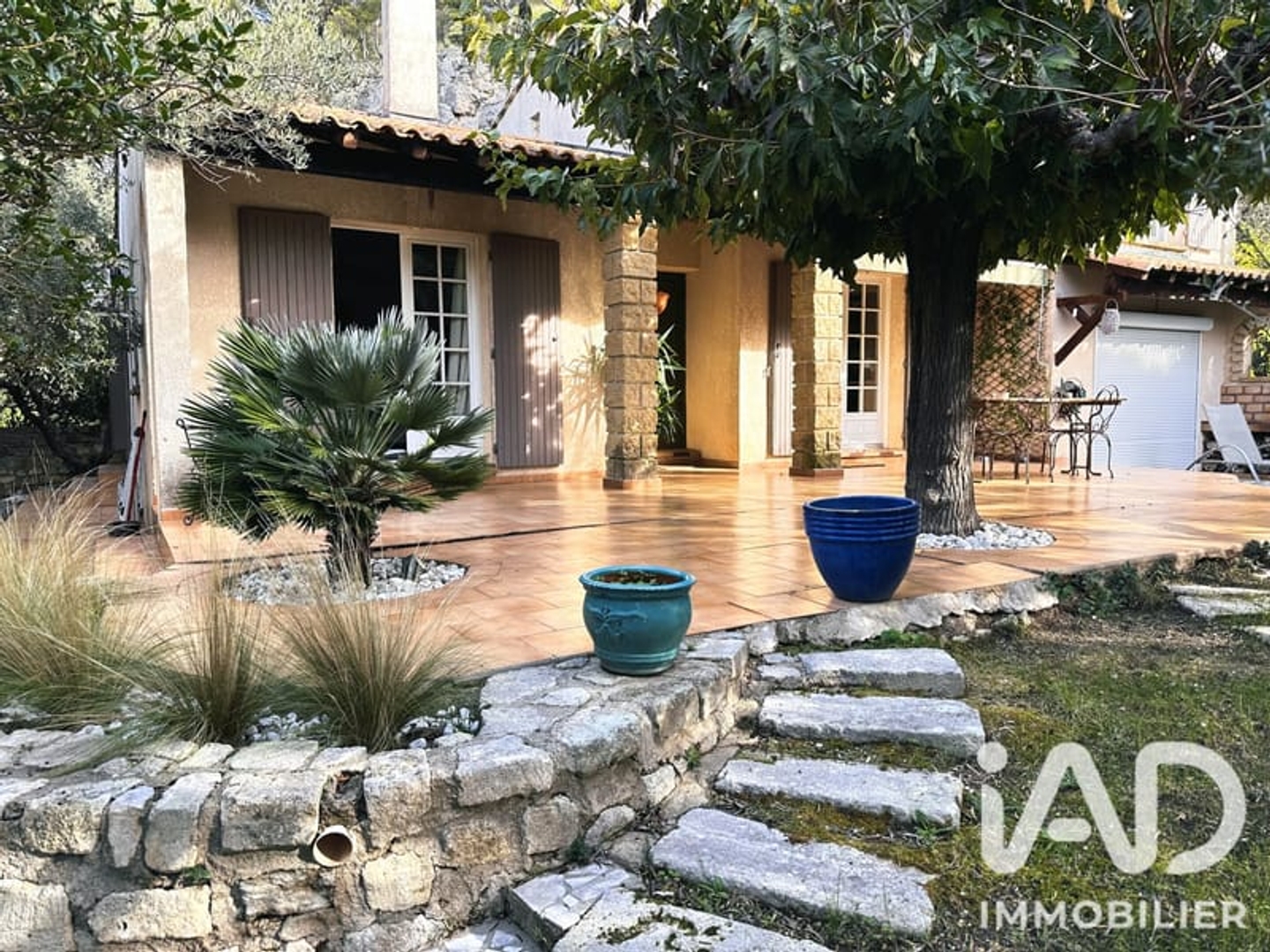 Maison à vendre - 5 pièces - 147m2 - Beaucaire (30300)