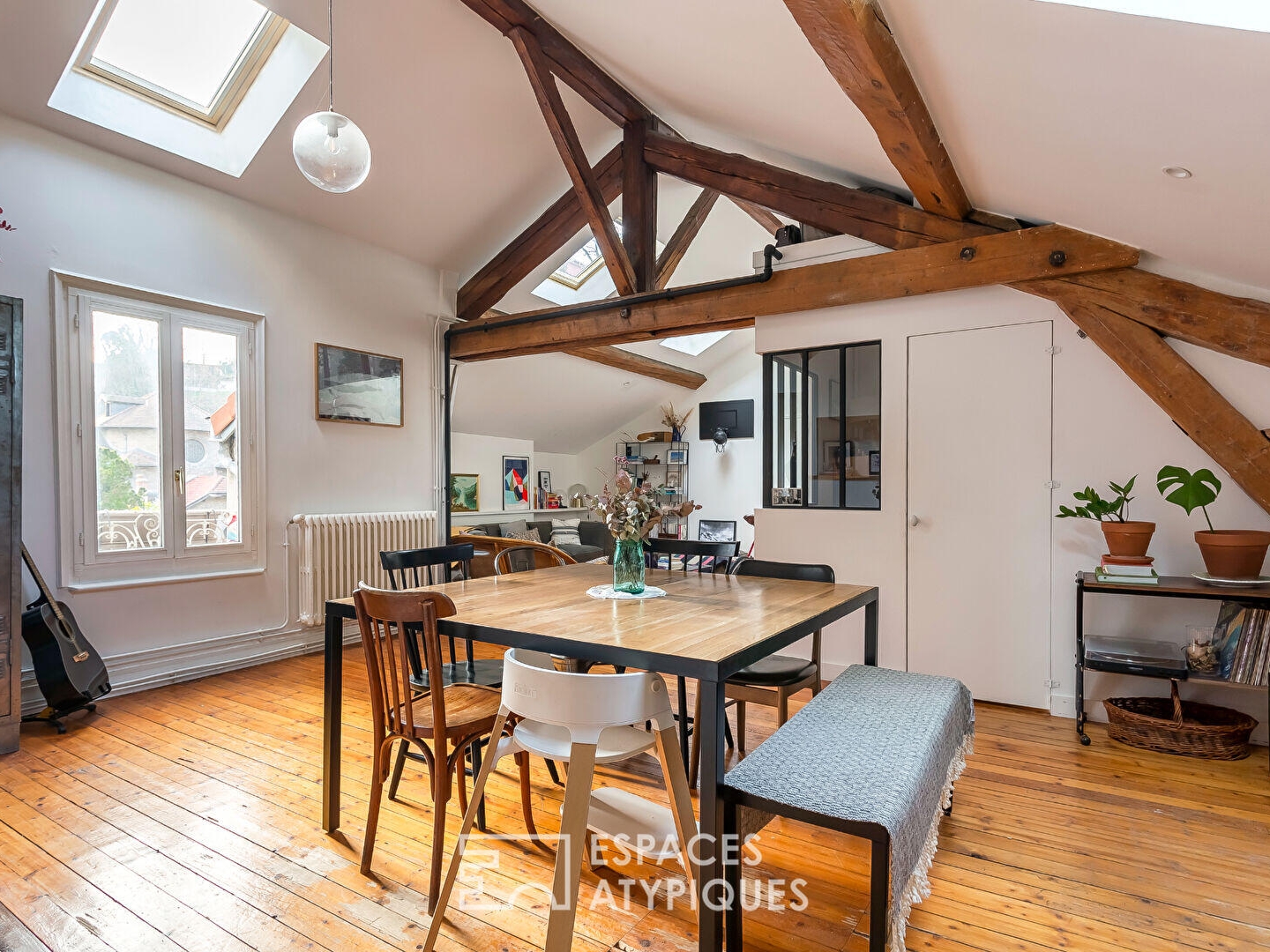 Appartement à vendre - 4 pièces - 122m2 - Caluire-Et-Cuire (69300)