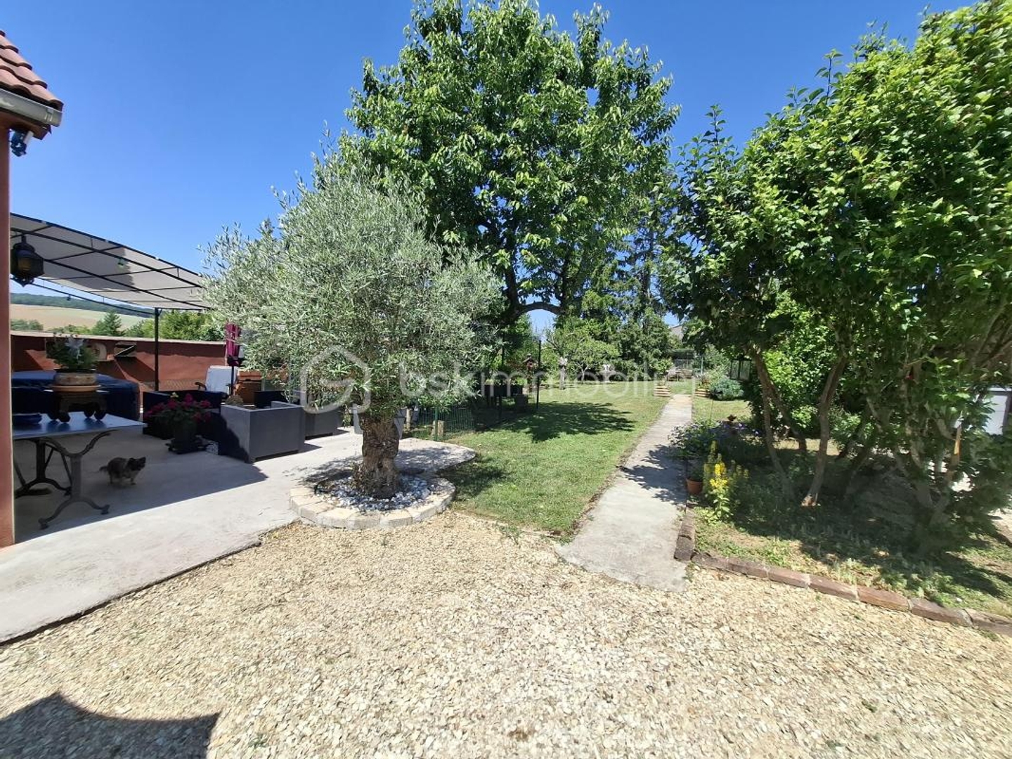 Maison T3 avec jardin arboré
