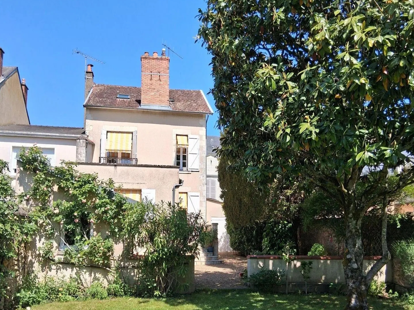Maison 9 pièces 140 m²