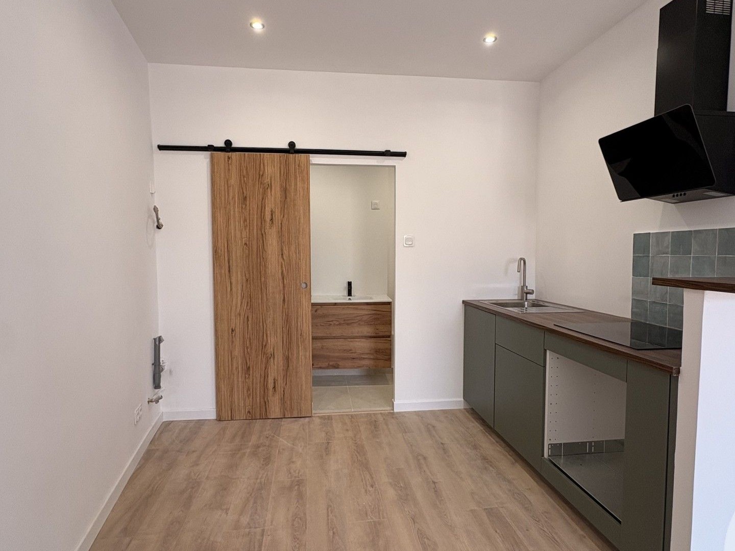 Studio 1 pièce 27 m²