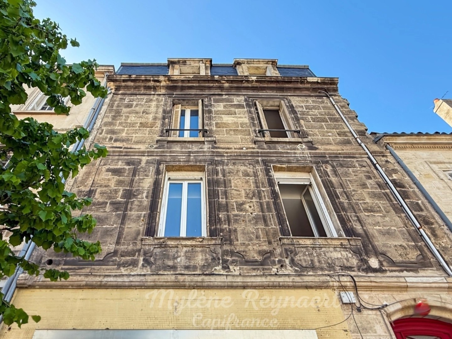 Immeuble 14 pièces 318 m²