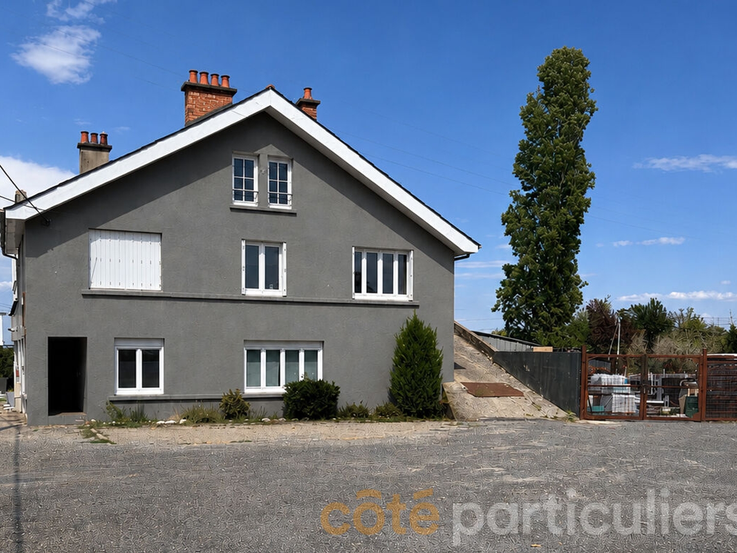 Immeuble à vendre - 1 pièce - 720m2 - Luc-La-Primaube (12450)