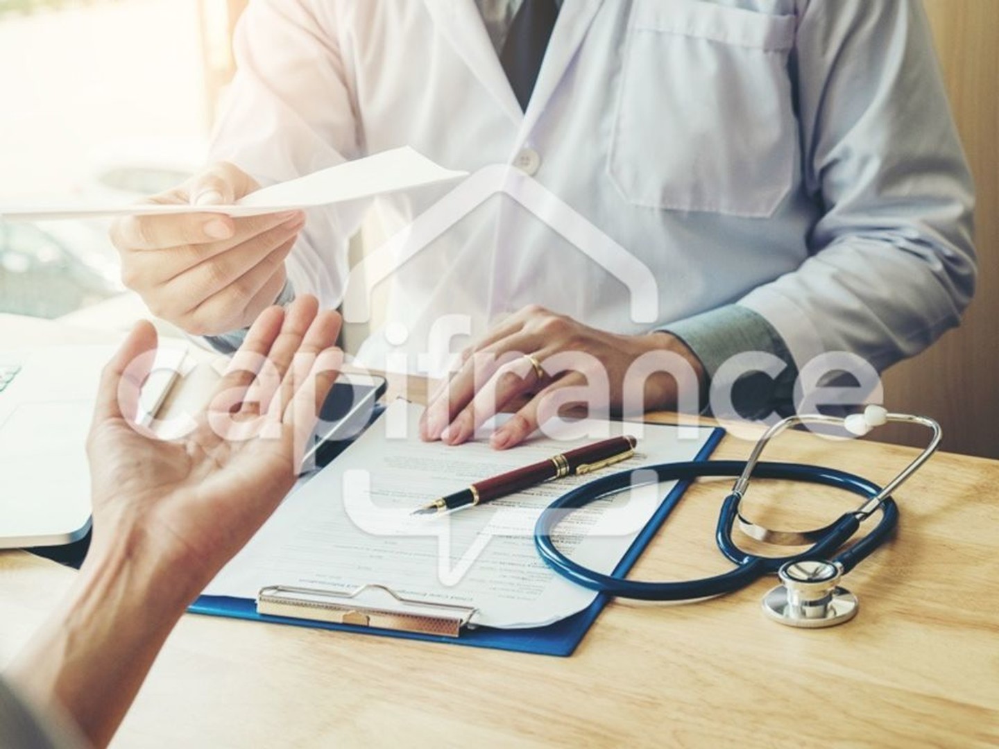 Local spécial médical ou paramédical à vendre bâtiment PIXEL dédié en majorité et conçu presque centre médical BOURGOIN JALLIE