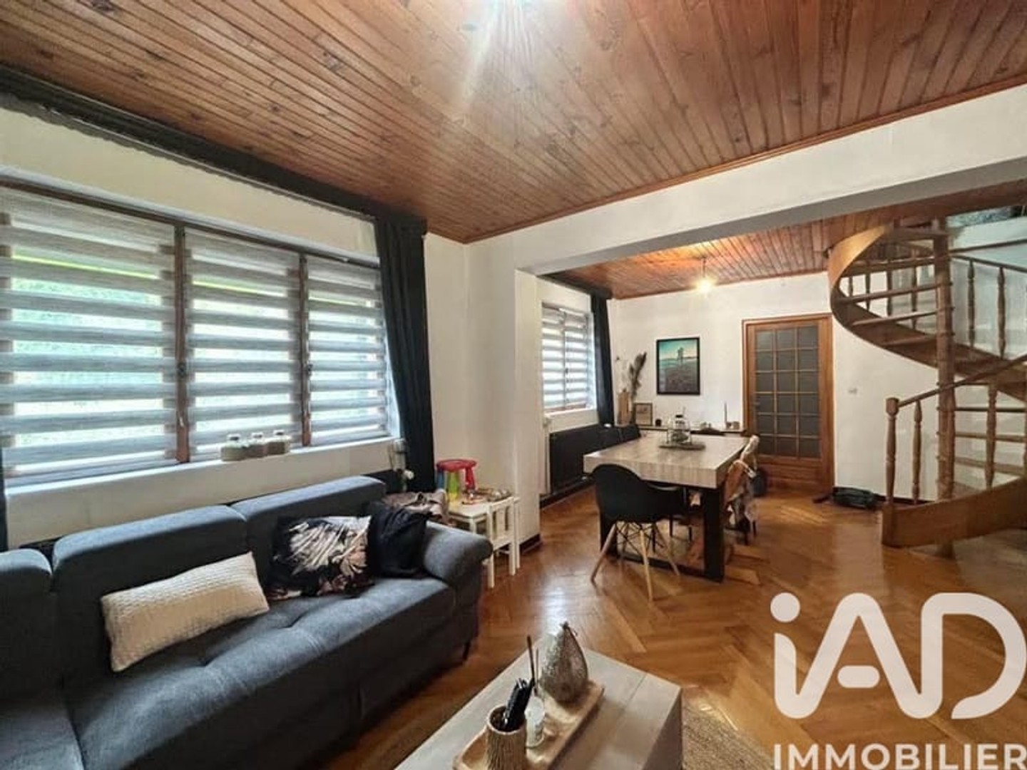 Maison 10 pièces 140 m²