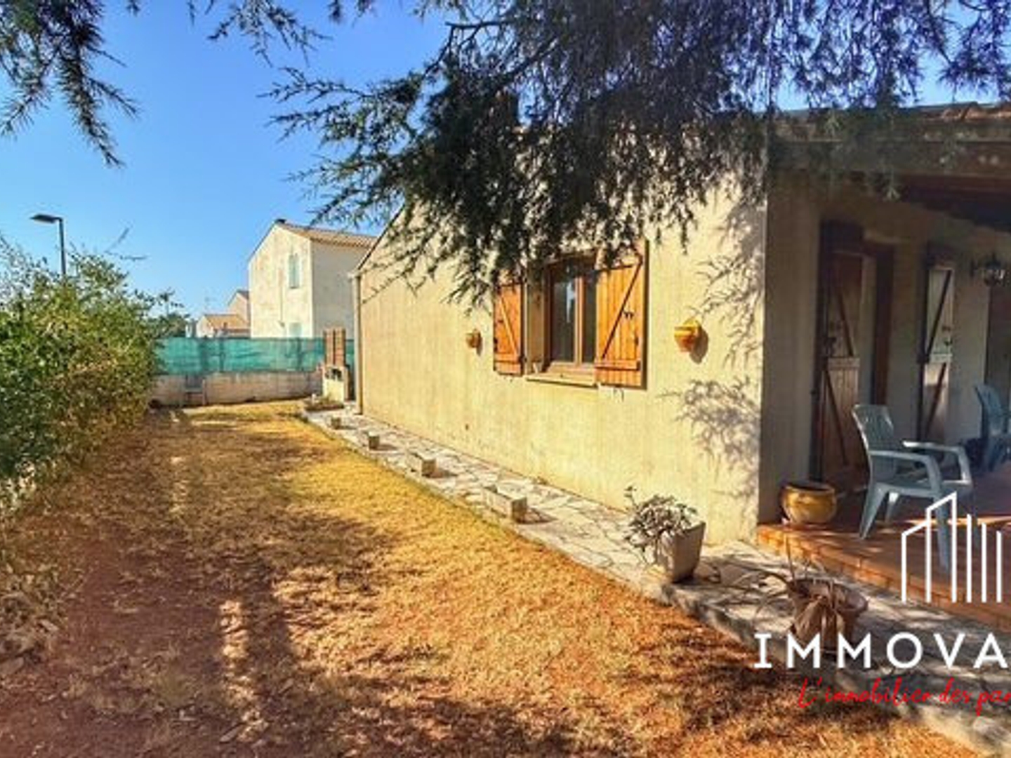 Rare-Villa de plain-pied sur un terrain clos et arboré