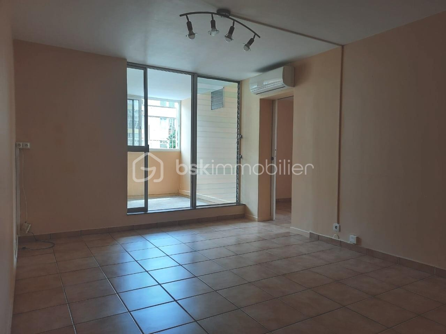 Appartement à vendre - 3 pièces - 58m2 - Pointe-À-Pitre (97110)