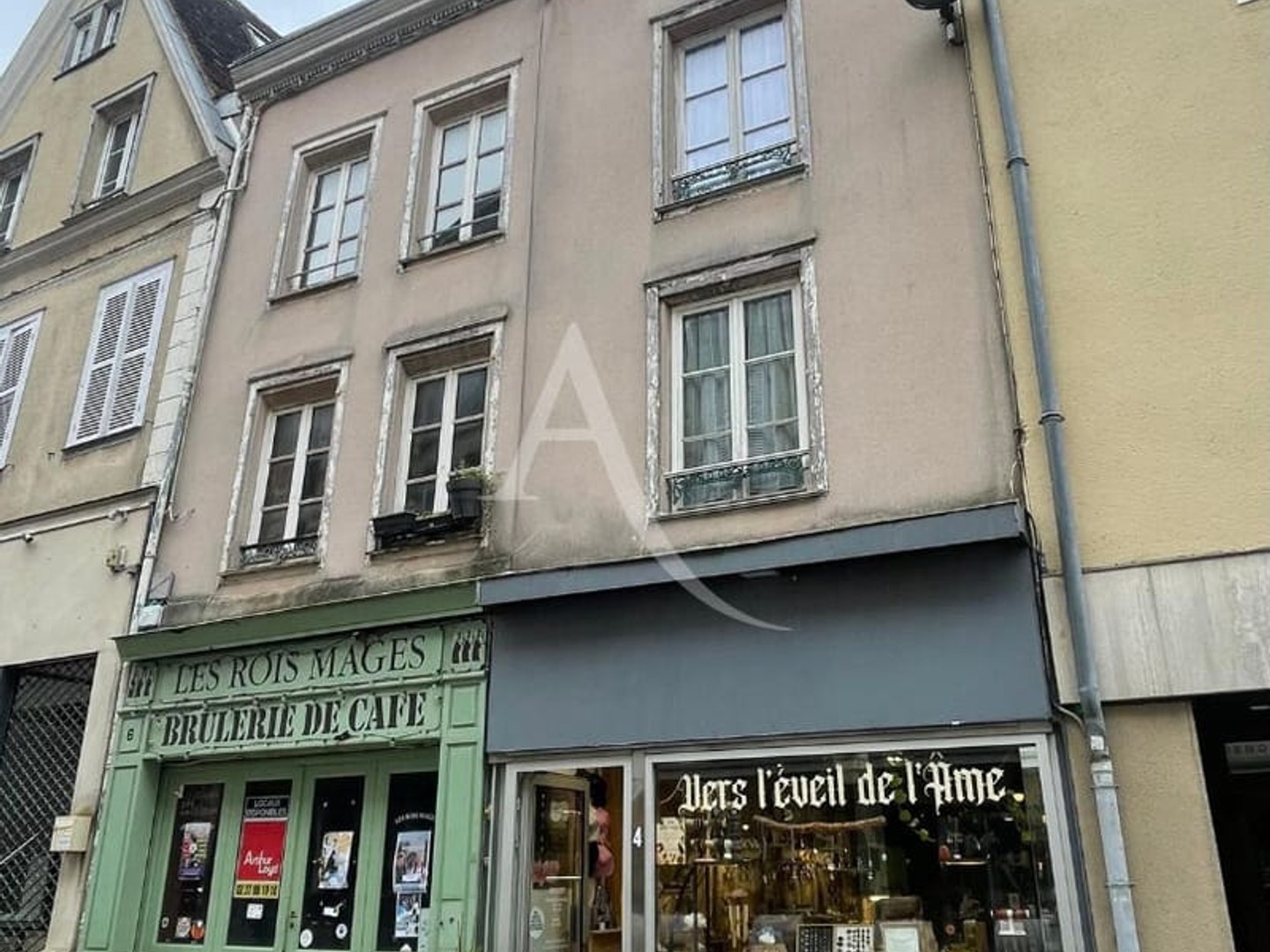 Hôtel 5 pièces 142 m²