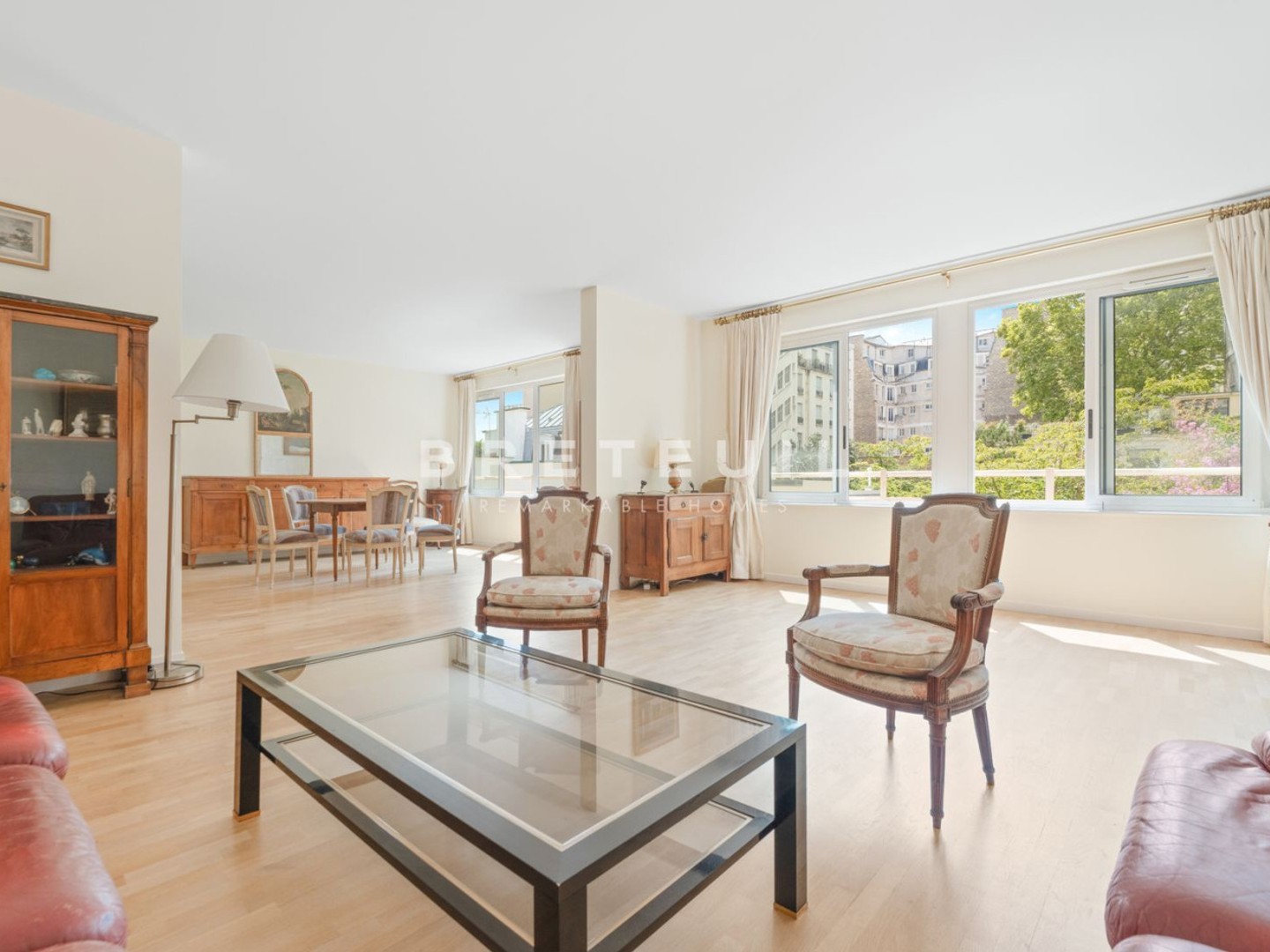 Appartement à vendre - 4 pièces - 102m2 - Paris 16e (75016)