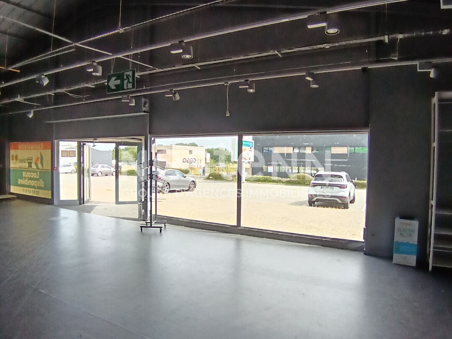 Locaux à vendre - 740m2 - Vannes (56000)