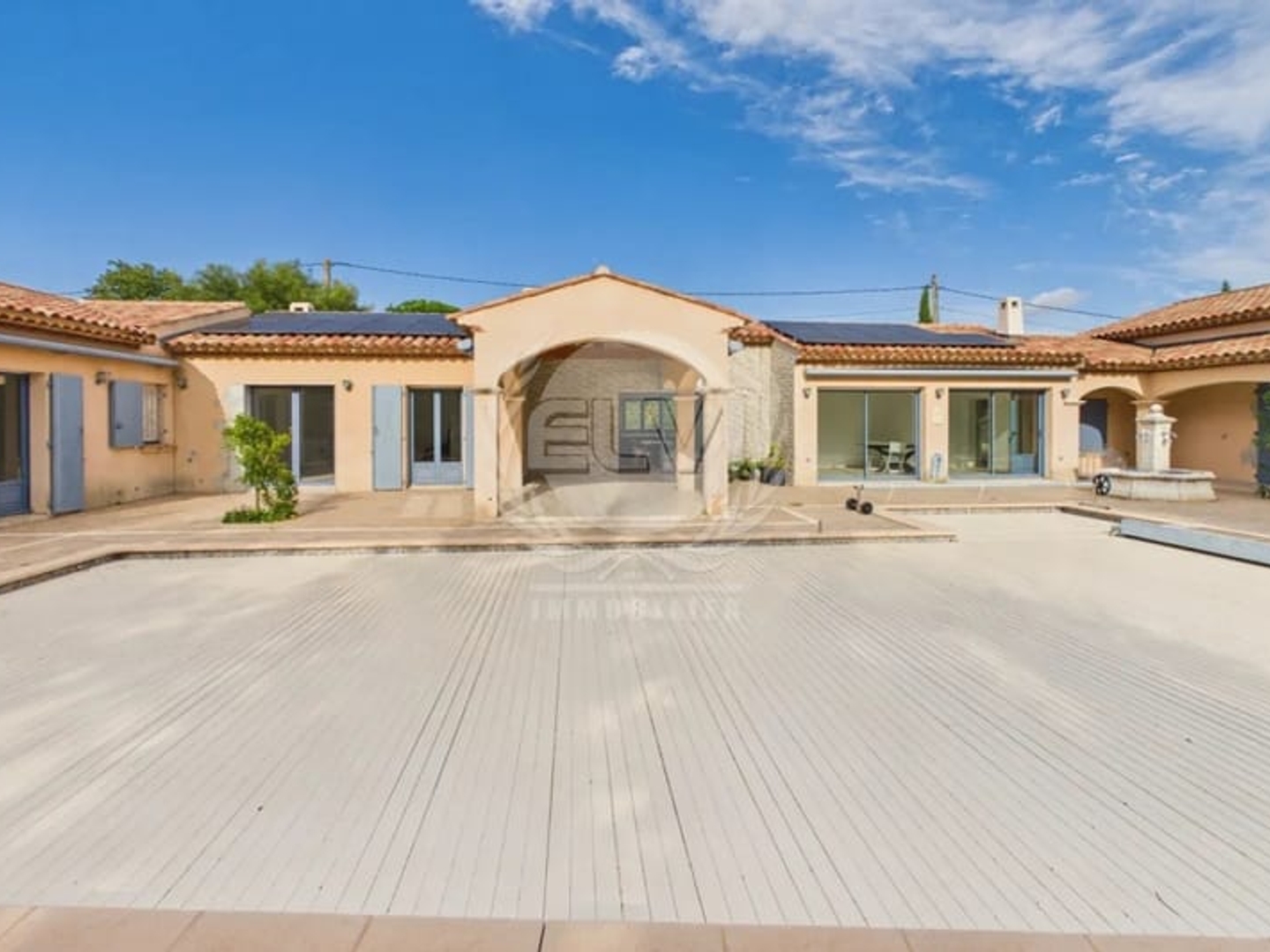 Maison à vendre - 6 pièces - 346m2 - Le Plan-De-La-Tour (83120)