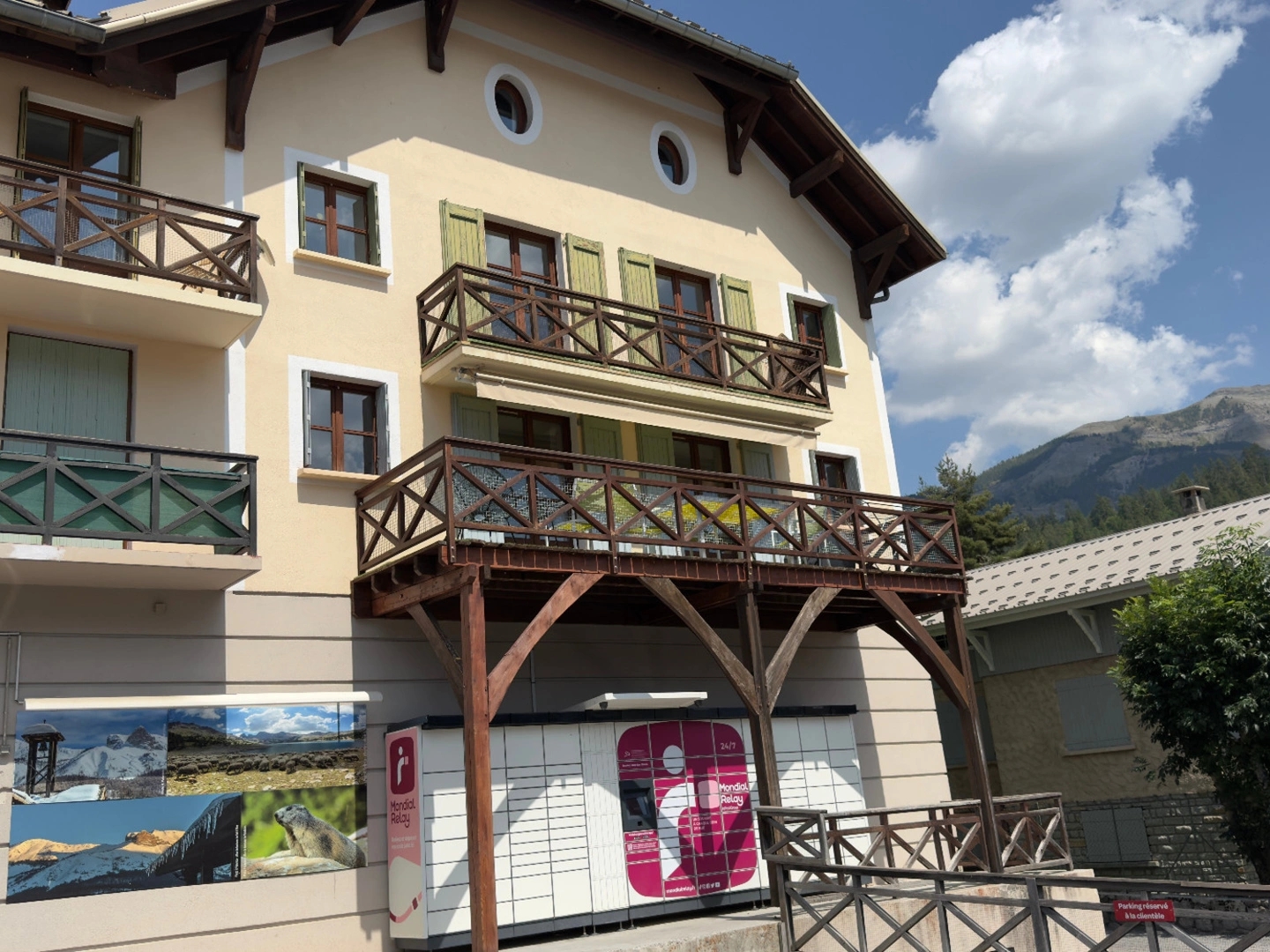 Appartement à vendre - 5 pièces - 98m2 - Allos (04260)