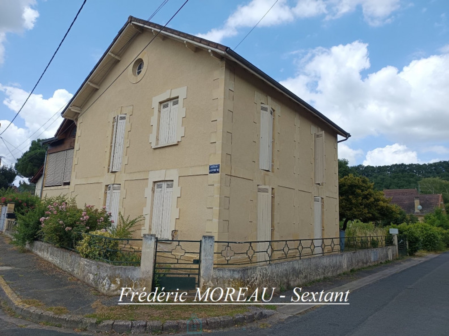 Immeuble 192 m²