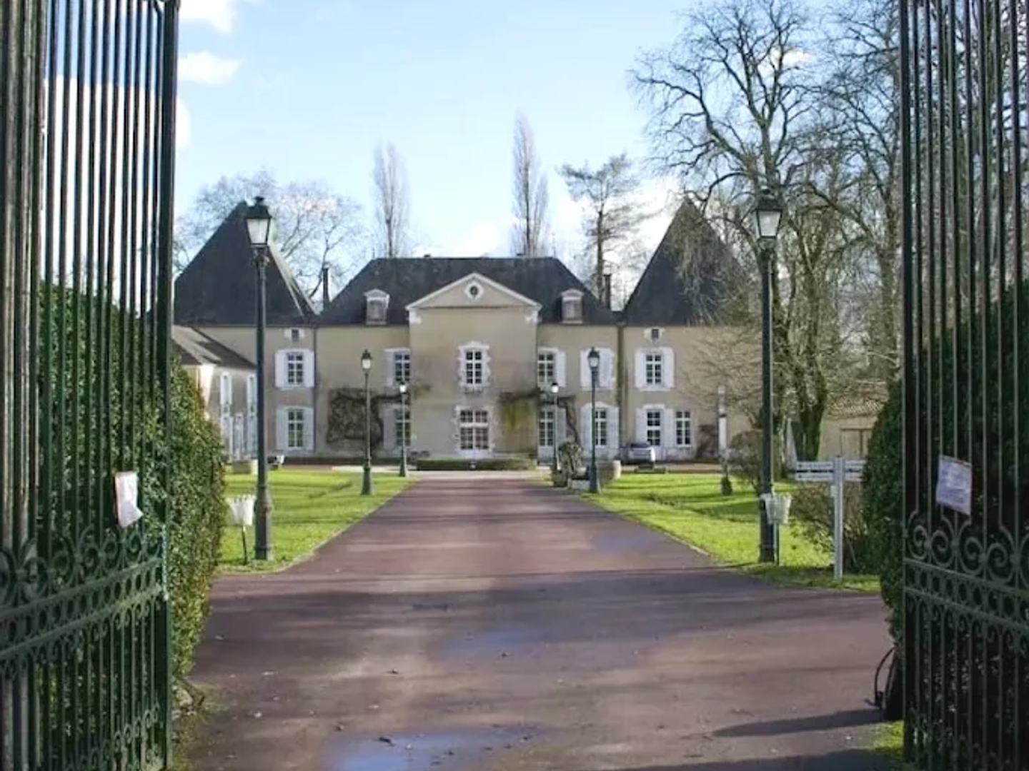 Maison à vendre - 2500m2 - Brieuil-Sur-Chizé (79170)