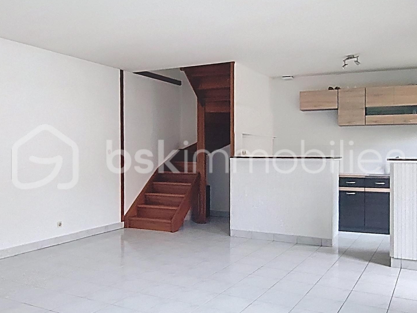 Maison à vendre - 3 pièces - 62m2 - Civrieux-D'azergues (69380)