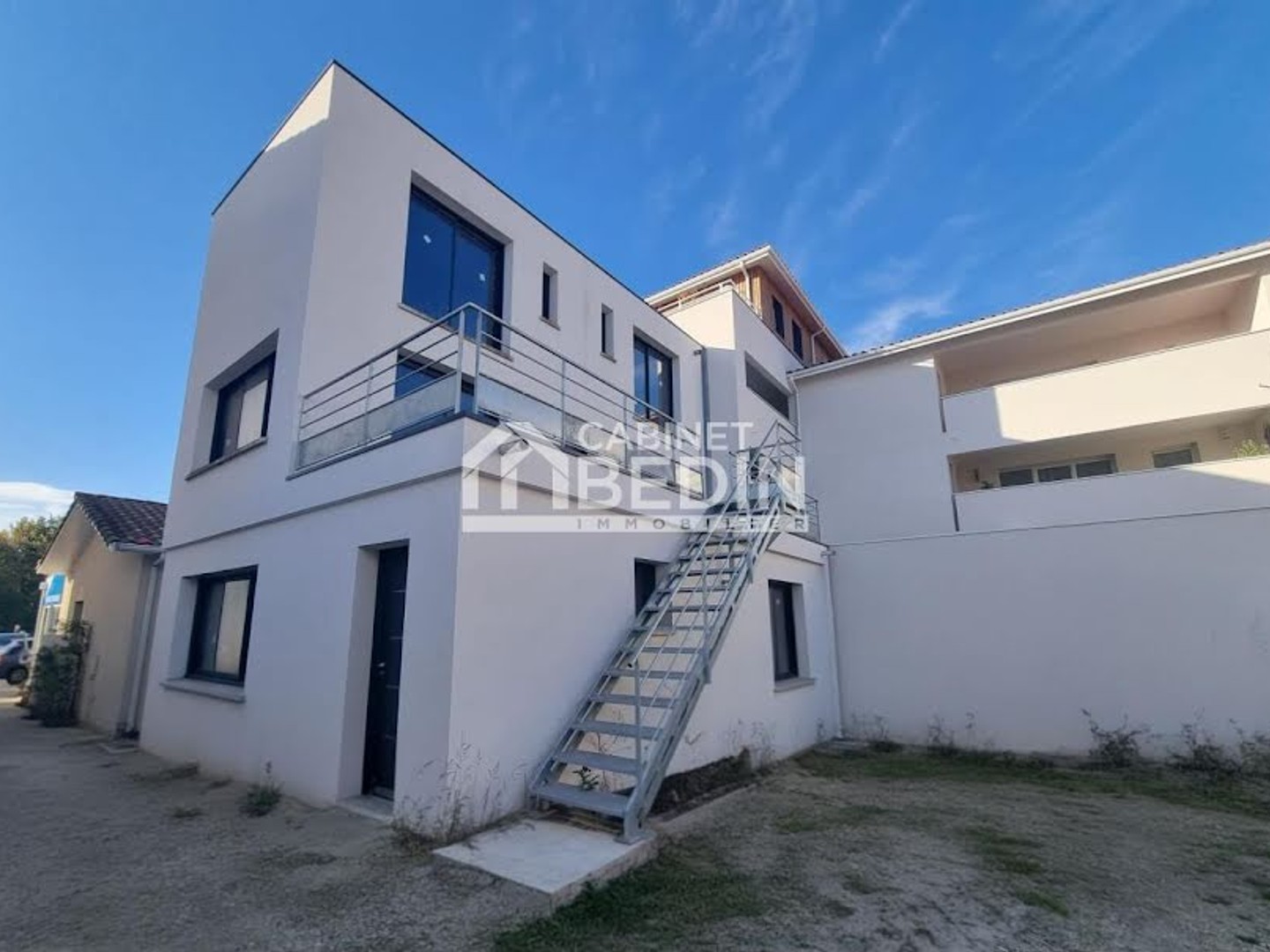 Appartement 2 pièces 140 m²