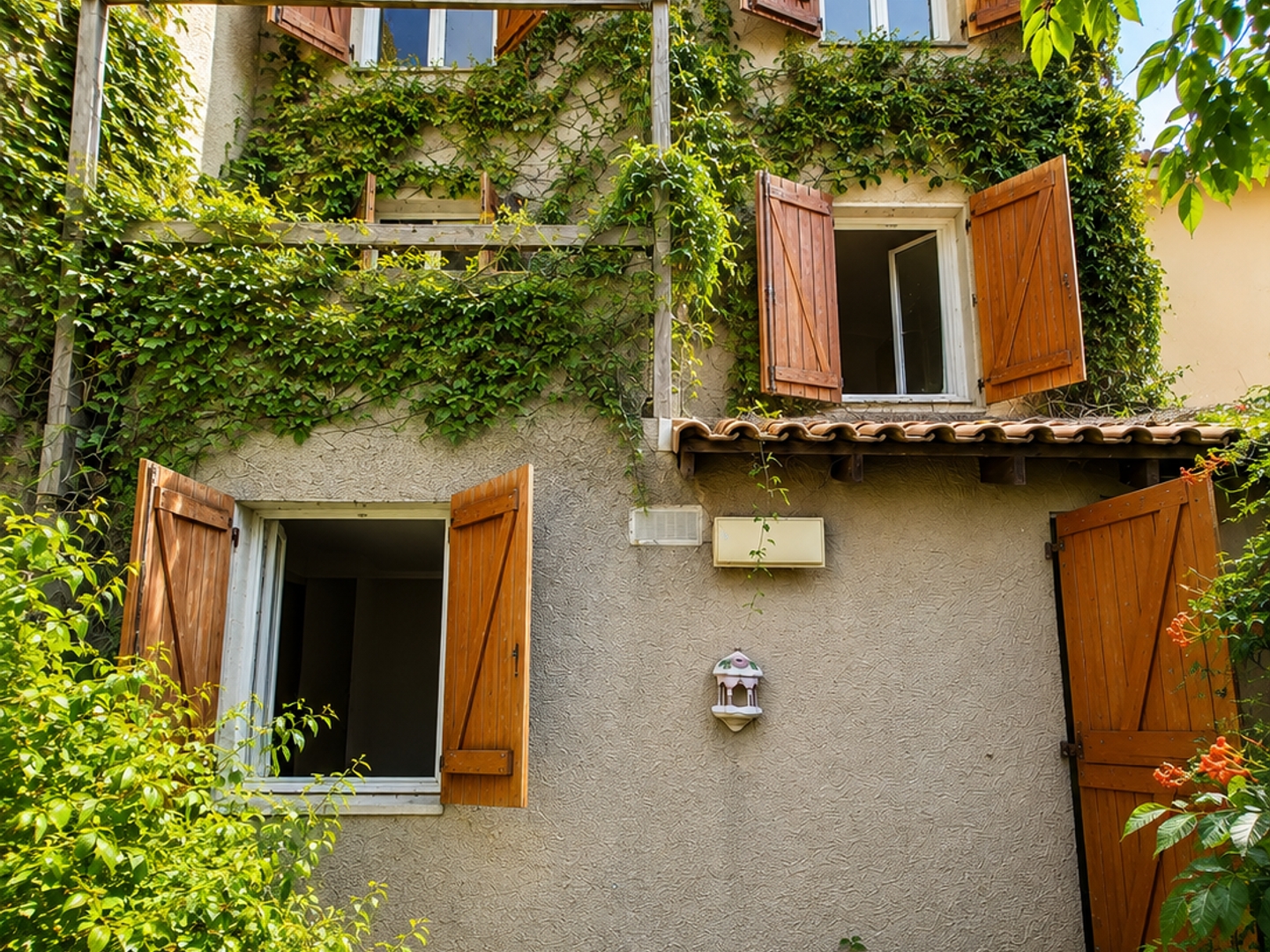 Maison à vendre - 5 pièces - 116m2 - Vitrolles (13127)