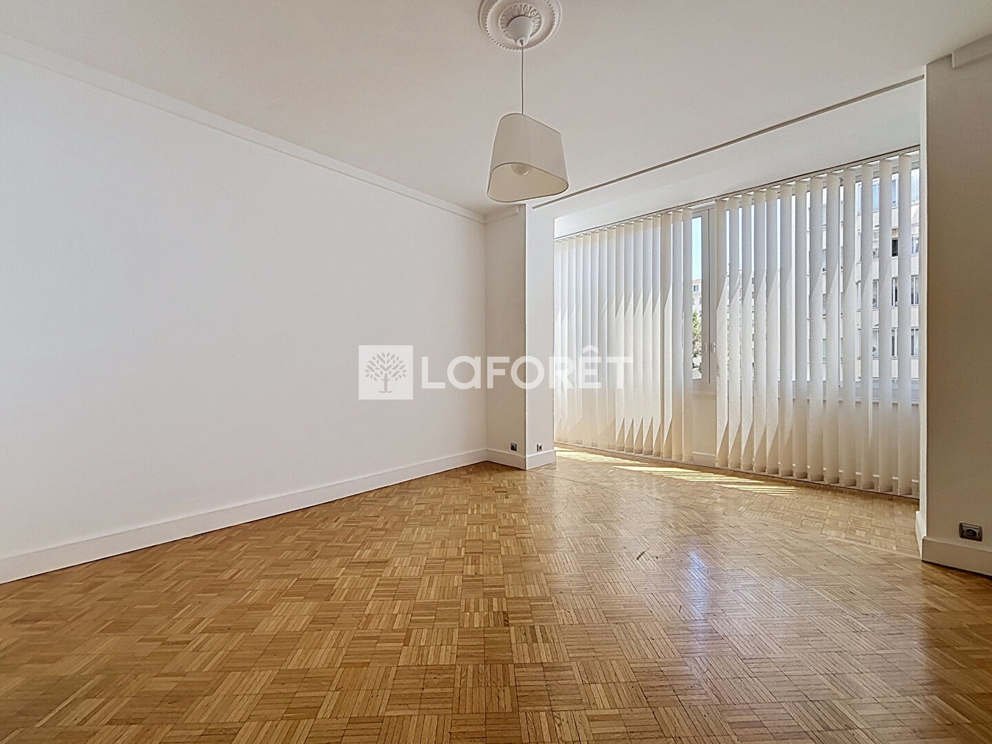 Appartement à vendre - 3 pièces - 73m2 - Marseille 8e (13008)