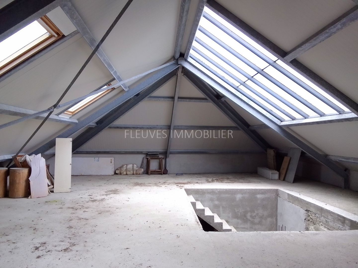Maison à vendre - 6 pièces - 300m2 - Lucq-De-Béarn (64360)