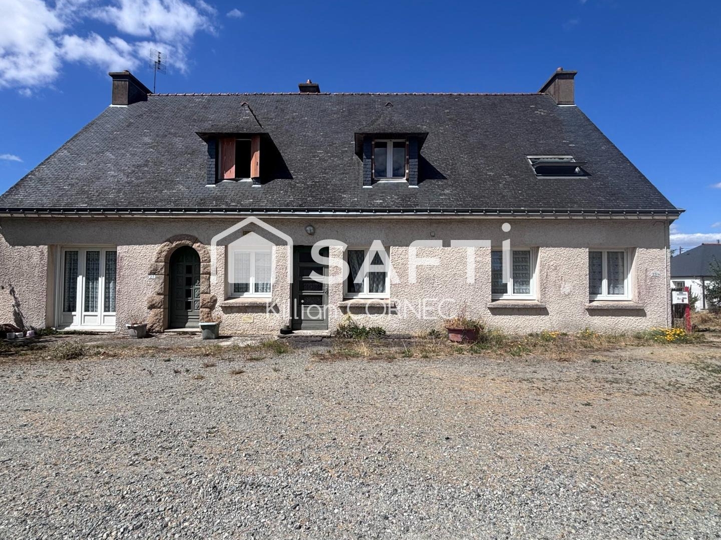 Maison 7 pièces 216m²