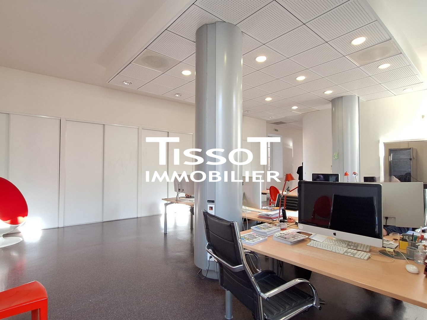 Local professionnel 207 m²
